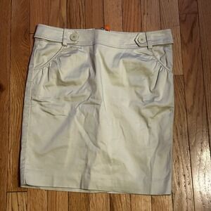 BCBGeneration Tan Short Skirt Khaki‎ Skirt Size 6 with pockets